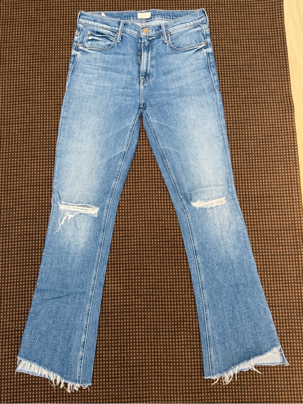 MOTHER Denim - The Runaway Step Fray in Spice it Up - Picture 8 of 9